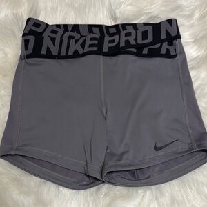 Nike Pro Intertwist shorts